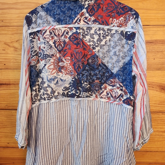 John Mark Striped Button-Up Top - Picture 6 of 9